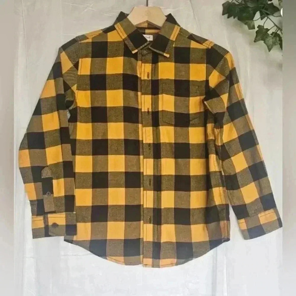 Cat & Jack Long Sleeve Button Down Flannel - Picture 1 of 4